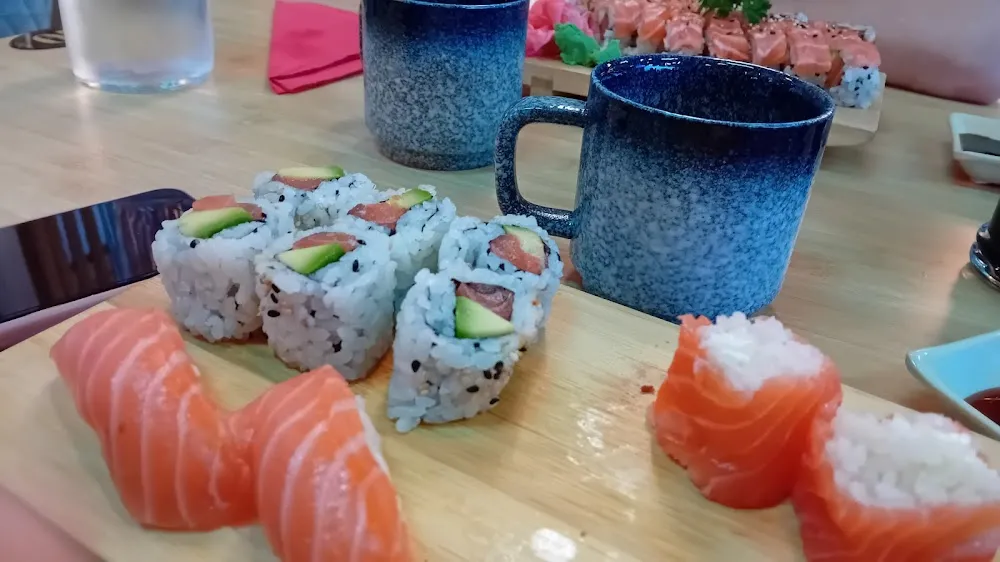 Sushi Saumon California Saumon Avocat